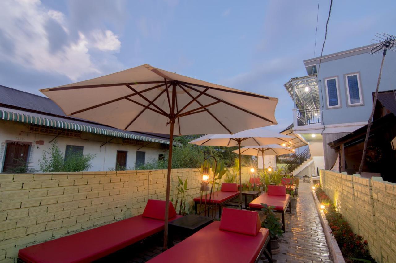 Relax Resort Angkor Villa Sziemreap Kültér fotó